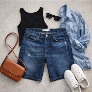 J Brand Clyde Denim Shorts 24 | Mid Rise Boyfriend Fit  Made in USA | 10” Inseam